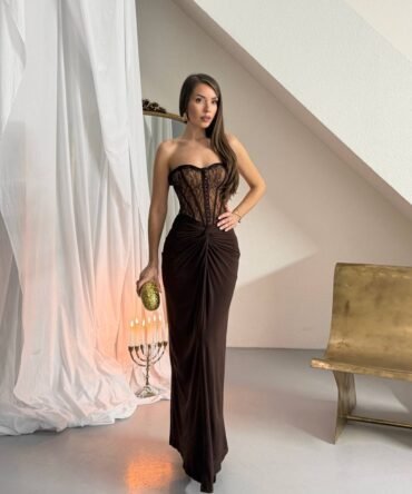 LUNA KORSE DETAYLI MAXİ ELBİSE